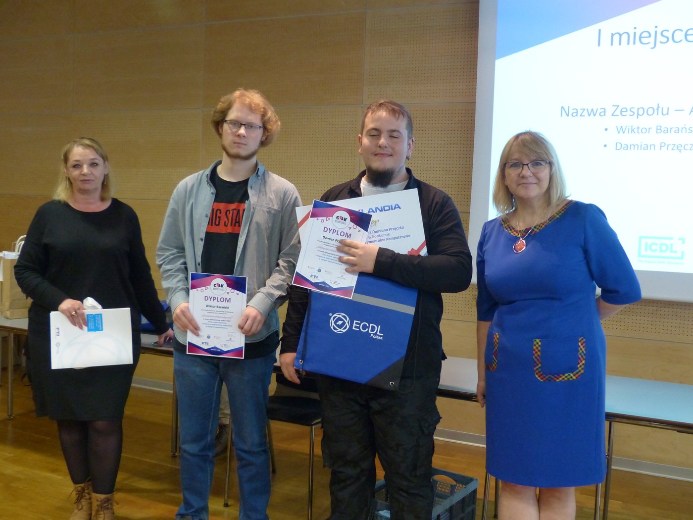 Wręczenie nagród w konkursie Gry Eksperymentalne Edukacyjne Komputerowe (GEEK)